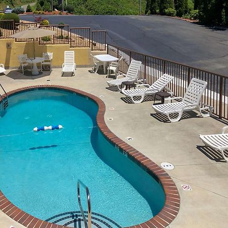 Quality Inn Hillsville Exteriör bild