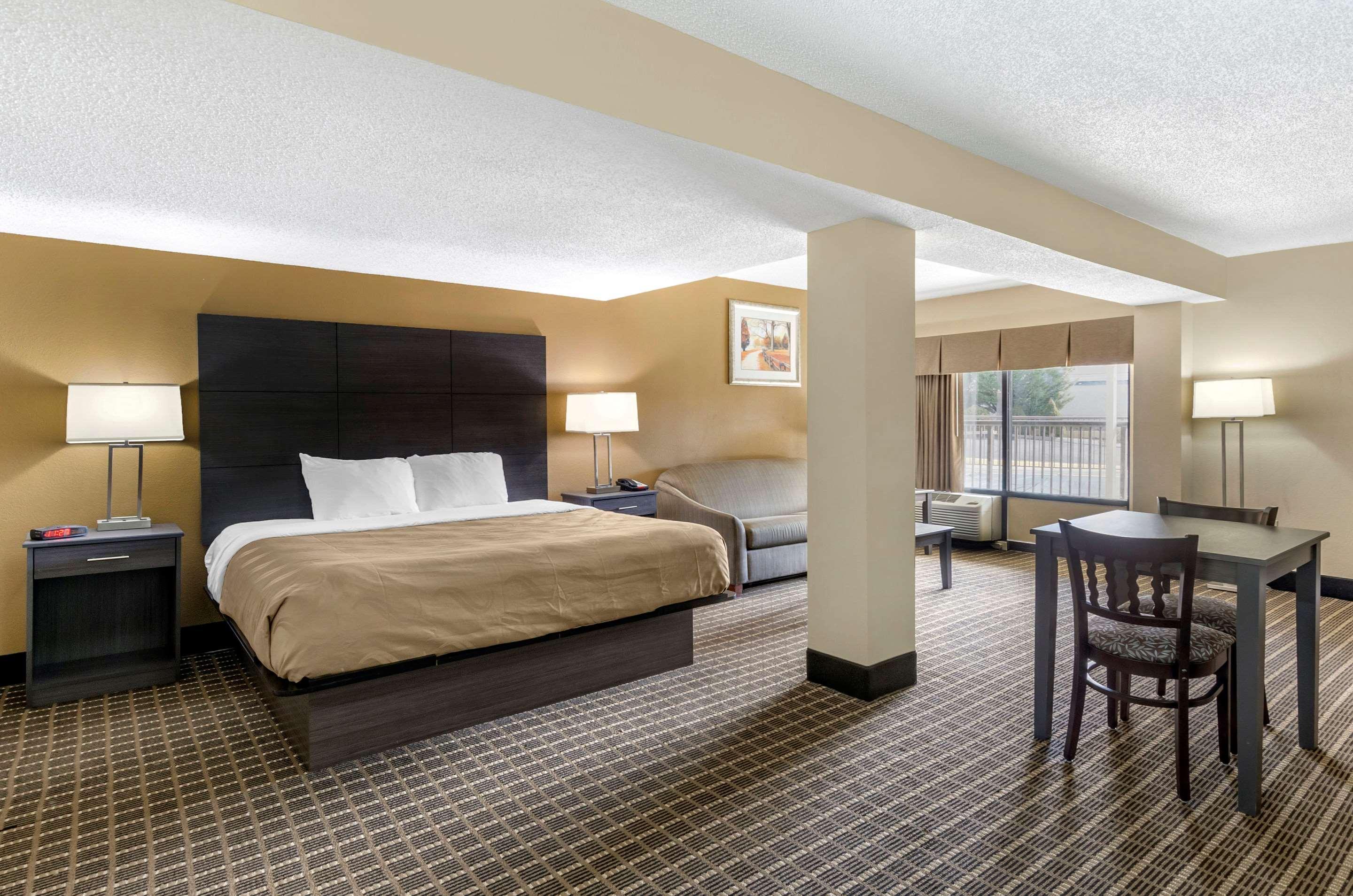 Quality Inn Hillsville Exteriör bild
