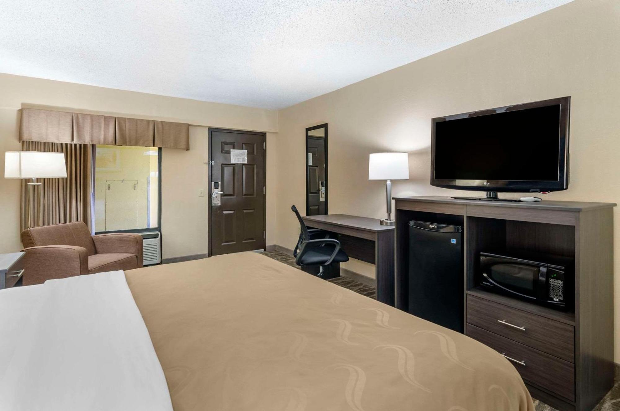 Quality Inn Hillsville Exteriör bild