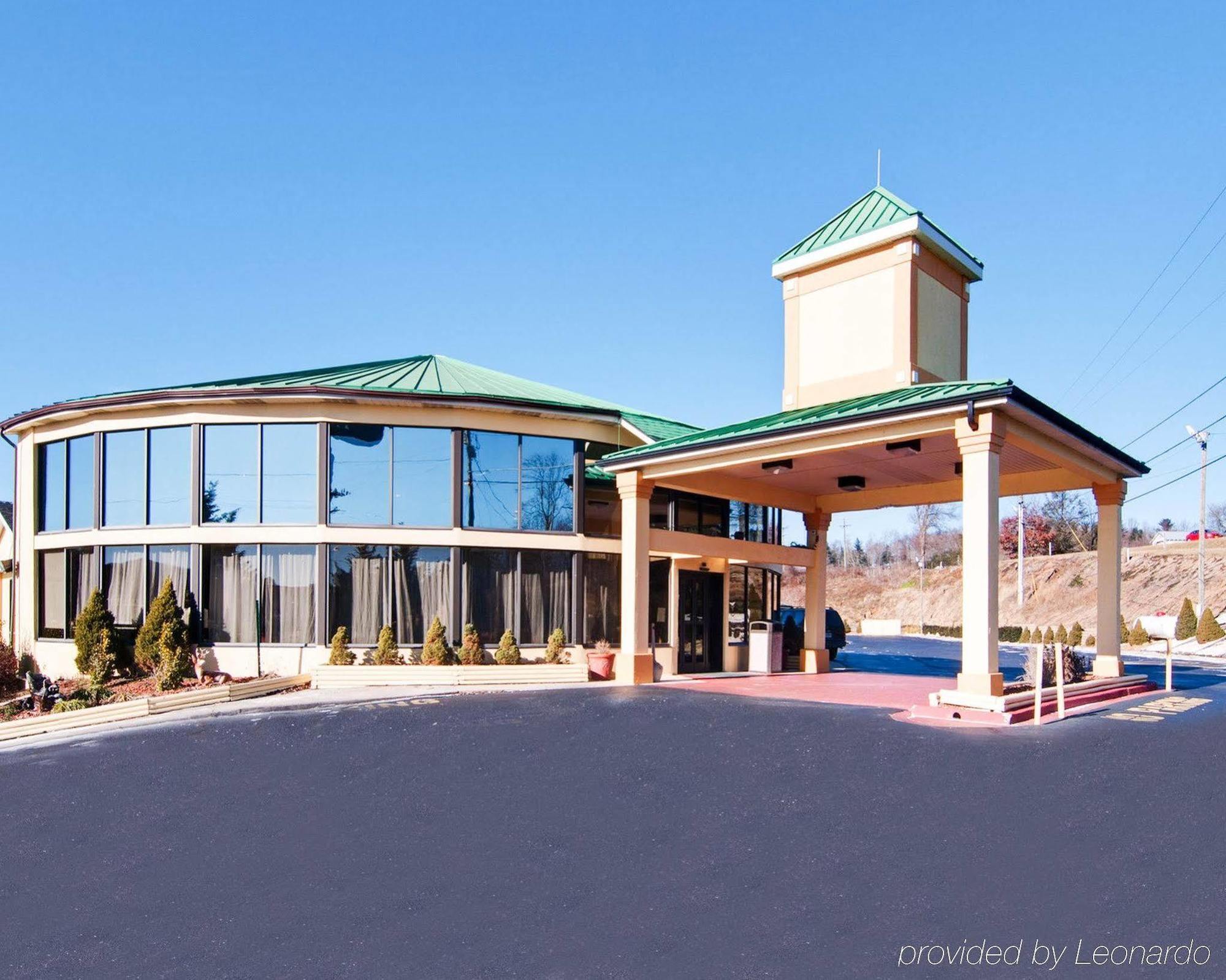 Quality Inn Hillsville Exteriör bild